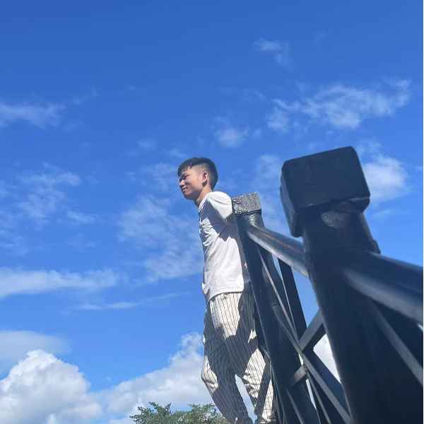 四川25岁单身帅哥真诚找对象-长治征婚相亲网
