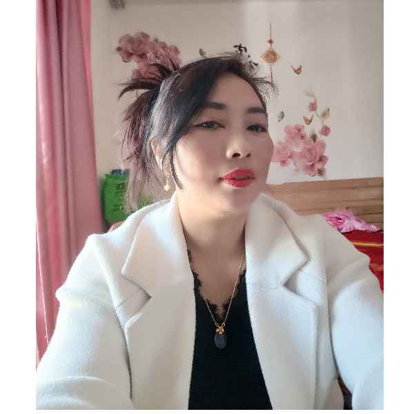 云南44岁单身美女真诚找对象-长治征婚相亲网