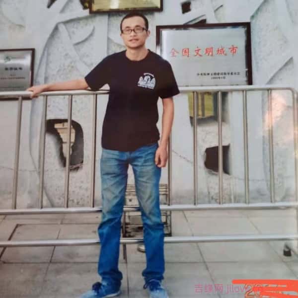 江苏36岁单身帅哥真诚找对象-长治征婚相亲网