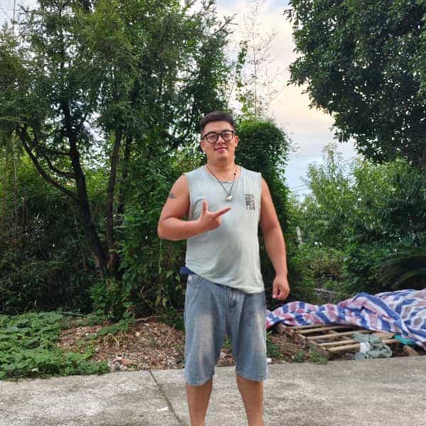 32岁岁浙江单身帅哥 - 长治吉缘网