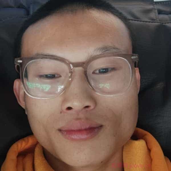 25岁岁四川单身帅哥 - 长治吉缘网