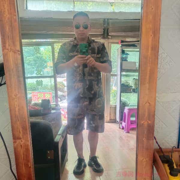 39岁岁贵州单身帅哥 - 长治吉缘网